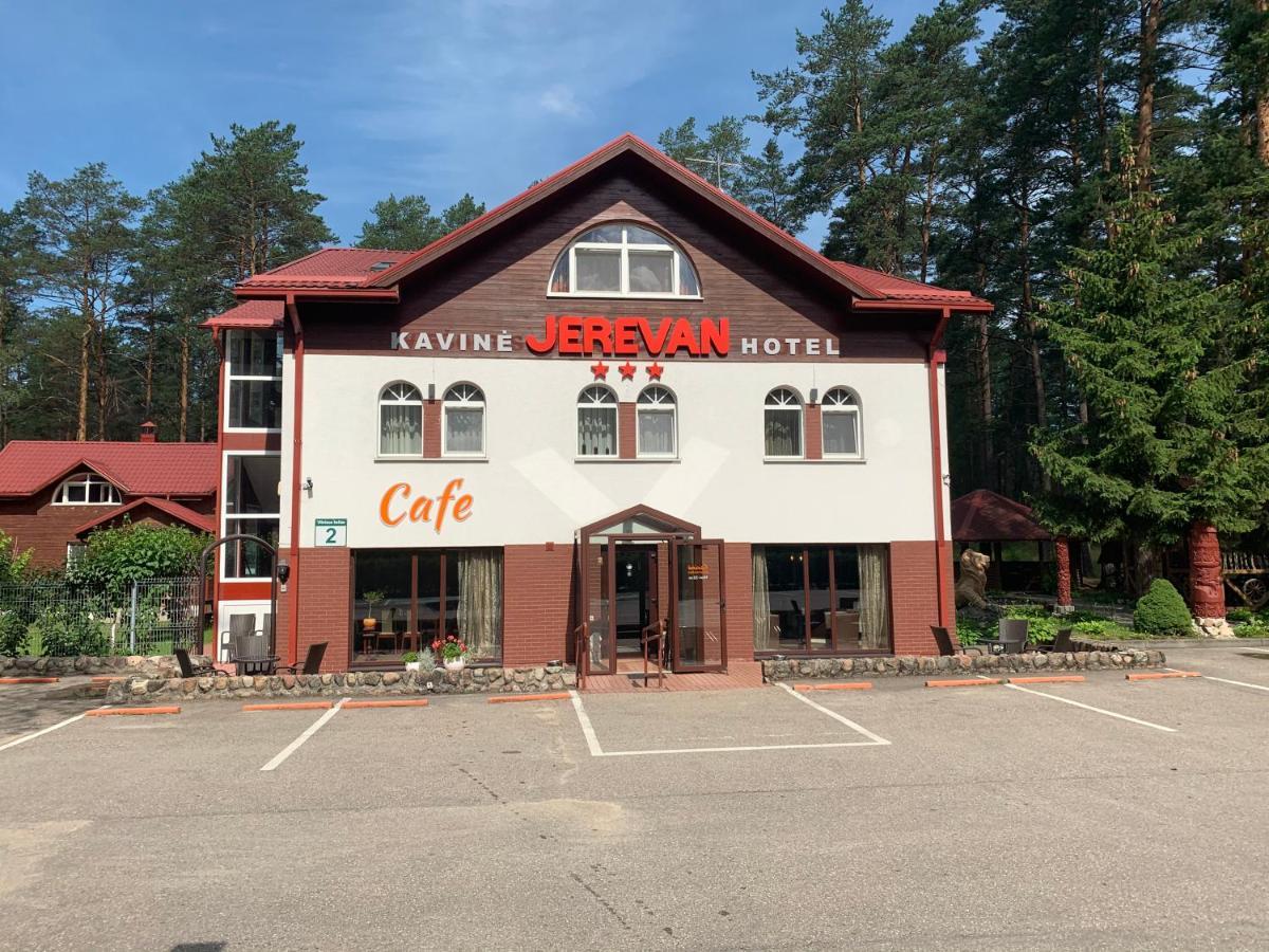 Hotel Jerevan Druskininkai Esterno foto