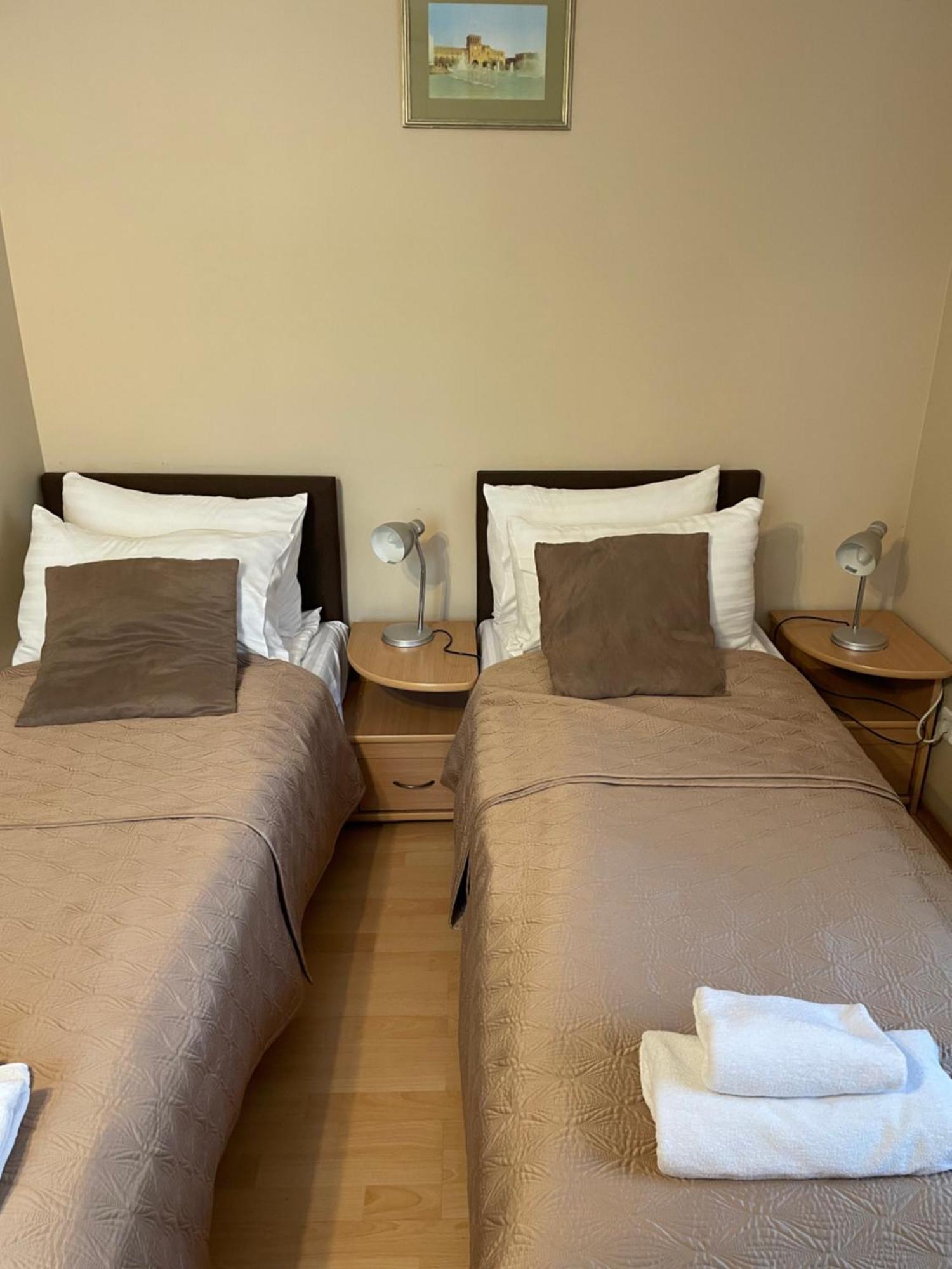 Hotel Jerevan Druskininkai Esterno foto