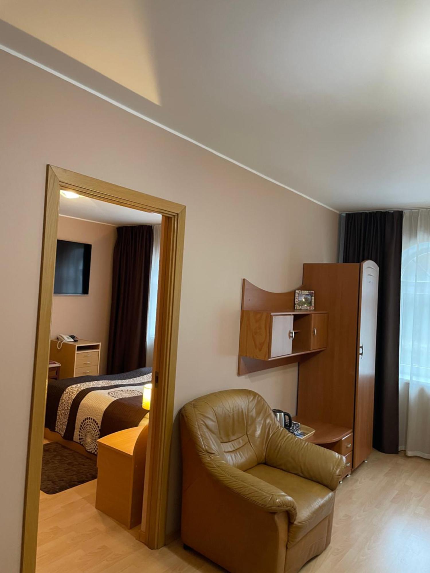 Hotel Jerevan Druskininkai Esterno foto