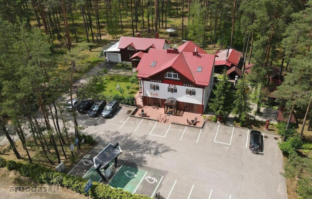 Hotel Jerevan Druskininkai Esterno foto
